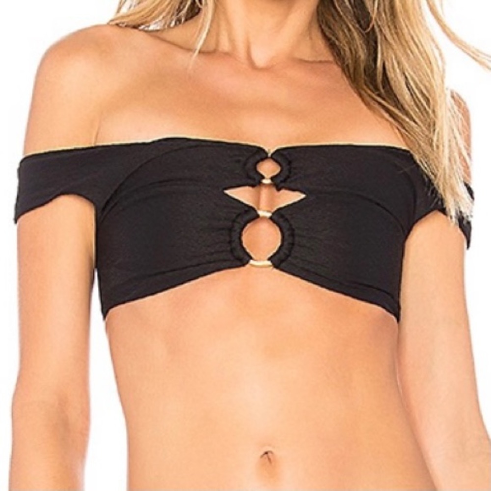 Rising Sun Off Shoulder Top in Textured Black